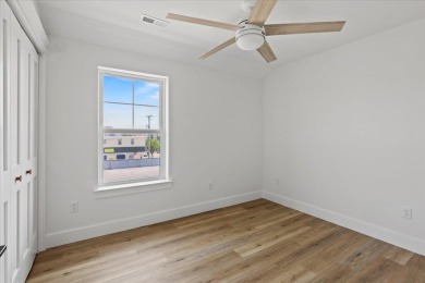 Welcome to your new beach home in Wildwood Crest. This stunning