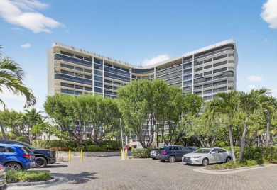 Spectacular Southeast facing, fully updated condo in exclusive