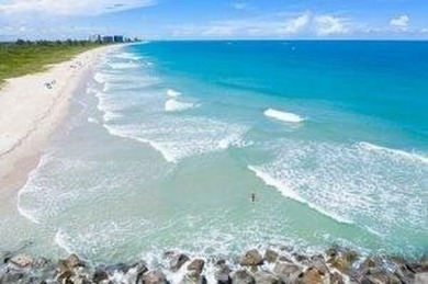 Beautiful 2 bedroom/ 2 bathroom unit that has beencompletely