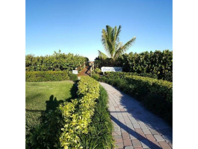 Beautiful 2 bedroom/ 2 bathroom unit that has beencompletely