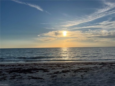 Welcome to a slice of the good life at Bonita Pines Club! Seller