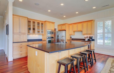 This home was built by Thomas Evans Construction, one of the