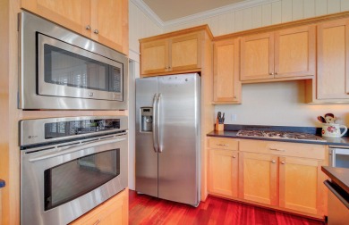 This home was built by Thomas Evans Construction, one of the