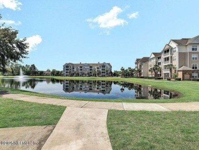 Beautifully renovated 3 bedroom, 2 bathroom condo in