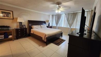 Stunning remodeled corner 2BR/2BA in prime Hallandale Beach!