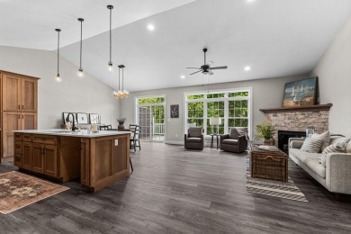 BRAND NEW CONDO in a fantastic spot in the Hillsdale Commons