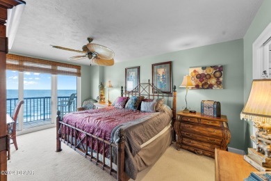 ***NEW SEAWALL, POOL AND OCEAN FRONT AMENITIES*** Indulge in the