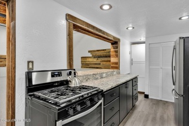 One of a Kind Property now for sale!! Live/Work Opportunity!!