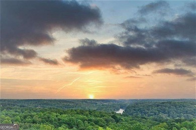 Unobstructed and Breathtaking Scenic Views of the Winding