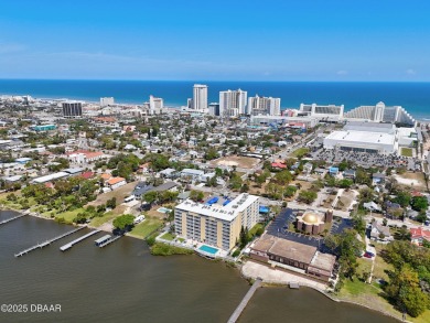 Gorgeous Waterfront Condo with Breathtaking Views! Wake up to