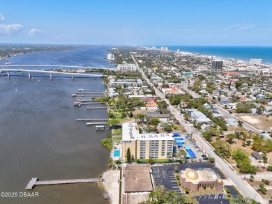 Gorgeous Waterfront Condo with Breathtaking Views! Wake up to