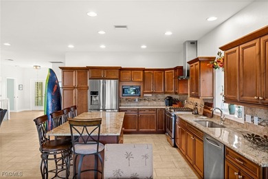 Tropical Island Retreat - Newer Build (2015) - Direct Gulf