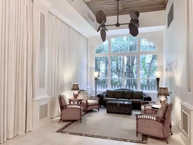 Tropical Beach Pad - Your Palm Beach ParadiseFully furnished