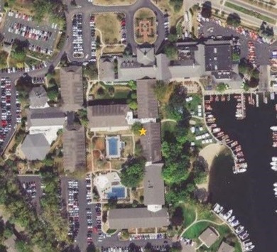 Live the Lake Geneva lifestyle just 90 minutes from the Chicago