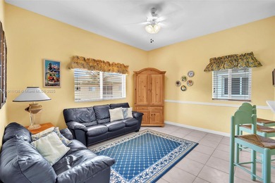 Enjoy resort-style living in this bright and spacious 3/2 corner