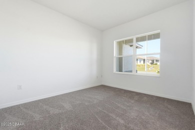 SELLERS ARE MOTIVATED Immaculate, move-in ready ranch with