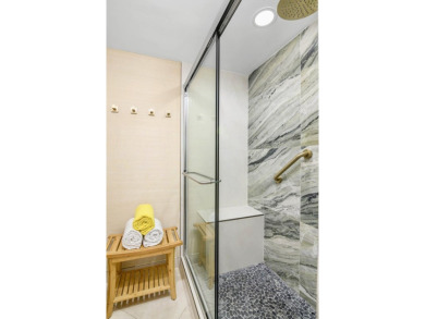 Welcome to Paradise in Marco Island, FL! Experience the epitome