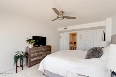 LUXURIOUS DIRECT OCEANFRONT LIVING!! Experience unparalleled