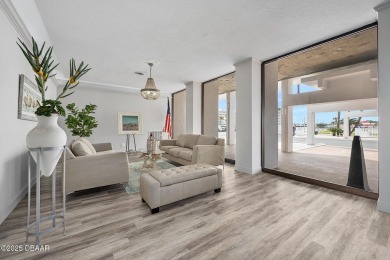 LUXURIOUS DIRECT OCEANFRONT LIVING!! Experience unparalleled