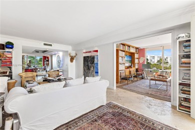 BRIGHT & LIGHT CORNER RESIDENCE LOCATED AT THE EXCLUSIVE ENCLAVE