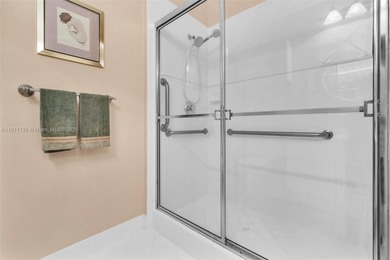 Enjoy resort-style living in this bright and spacious 3/2 corner