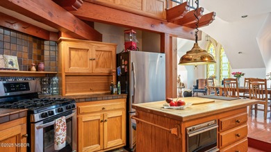 This stunningly designed DT Solvang commercial building