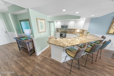 AWESOME DIRECT OCEANFRONT 3 BR / 3 BA LUXURIOUS CONDO LOCATED AT