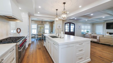 You'll love the feeling of warmth and spaciousness in this