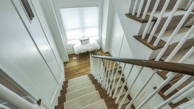 You'll love the feeling of warmth and spaciousness in this