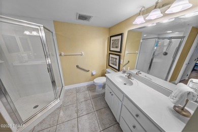 AWESOME DIRECT OCEANFRONT 3 BR / 3 BA LUXURIOUS CONDO LOCATED AT