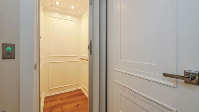 You'll love the feeling of warmth and spaciousness in this