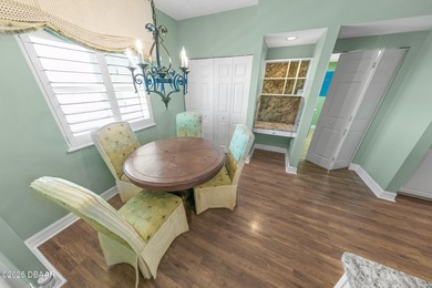 AWESOME DIRECT OCEANFRONT 3 BR / 3 BA LUXURIOUS CONDO LOCATED AT