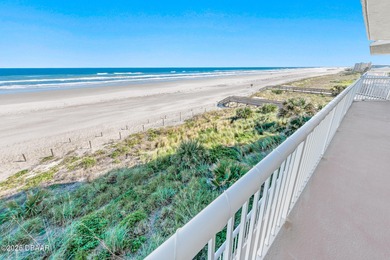 AWESOME DIRECT OCEANFRONT 3 BR / 3 BA LUXURIOUS CONDO LOCATED AT
