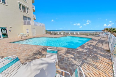 AWESOME DIRECT OCEANFRONT 3 BR / 3 BA LUXURIOUS CONDO LOCATED AT