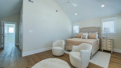 You'll love the feeling of warmth and spaciousness in this