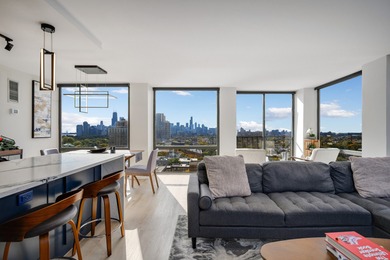 Welcome to your new sanctuary in the heart of Lincoln Park