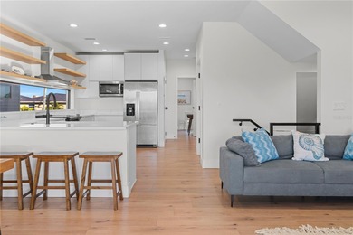 Stunning New Construction Townhouse Just 2 blocks from Indian