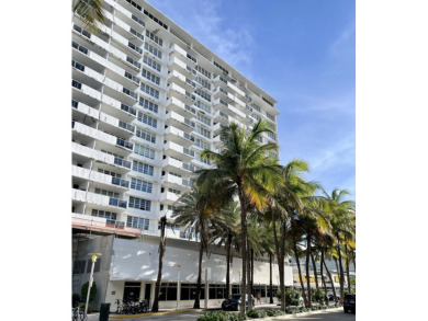 Can you imagine better location !!!!, Lincoln Road with the