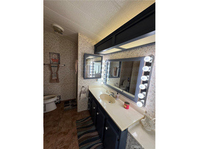 In the desirable Saddleback Mobile Estates  perfect blend of