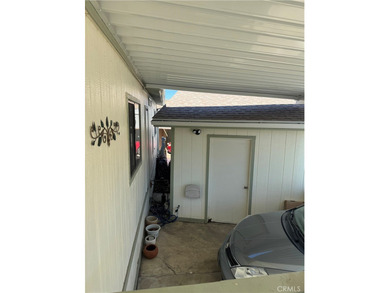 In the desirable Saddleback Mobile Estates  perfect blend of