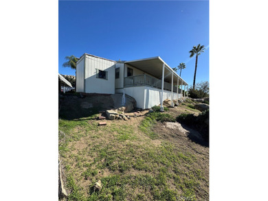 In the desirable Saddleback Mobile Estates  perfect blend of