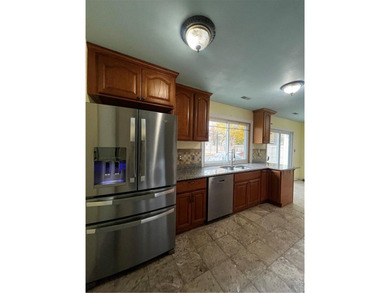 LOVELY CONTEMPORARY HOME WITH FOUR BEDROOMS PLUS HUGE LOFT