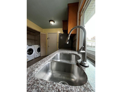 LOVELY CONTEMPORARY HOME WITH FOUR BEDROOMS PLUS HUGE LOFT