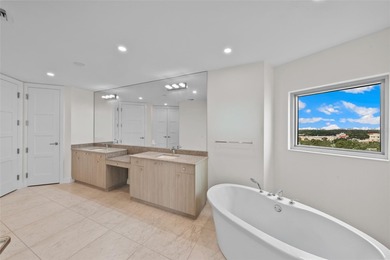 One or more photo(s) has been virtually staged. Don't miss this