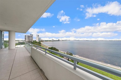 One or more photo(s) has been virtually staged. Don't miss this