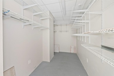 One or more photo(s) has been virtually staged. Don't miss this