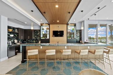 One or more photo(s) has been virtually staged. Don't miss this