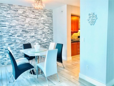 LUXURIOUS OCEANFRONT RESIDENCE WITH UNOBSTRUCTED VIEWS of the