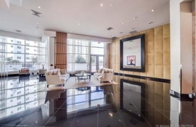 LUXURIOUS OCEANFRONT RESIDENCE WITH UNOBSTRUCTED VIEWS of the