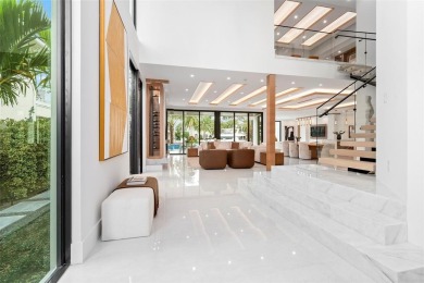 A statement of modern waterfront luxury, 24 Fiesta Way